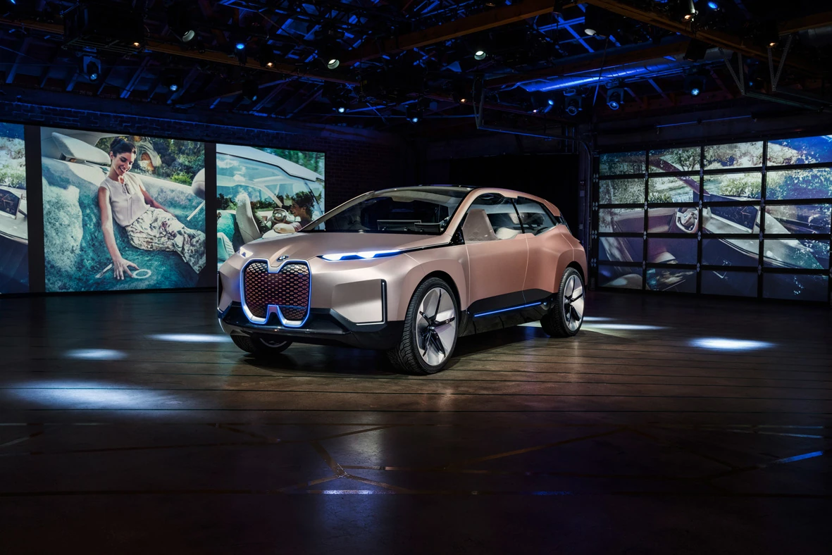 BMW Vision iNEXT Weltpremiere L.A.